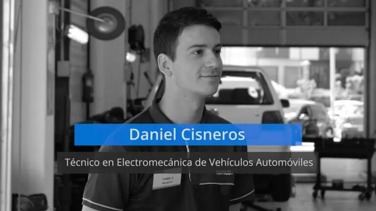 Busco trabajo de ayudante de mecanico de motos