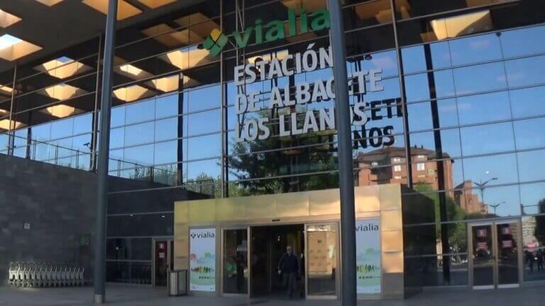 Requisitos para obtener la tarjeta dorada de Renfe